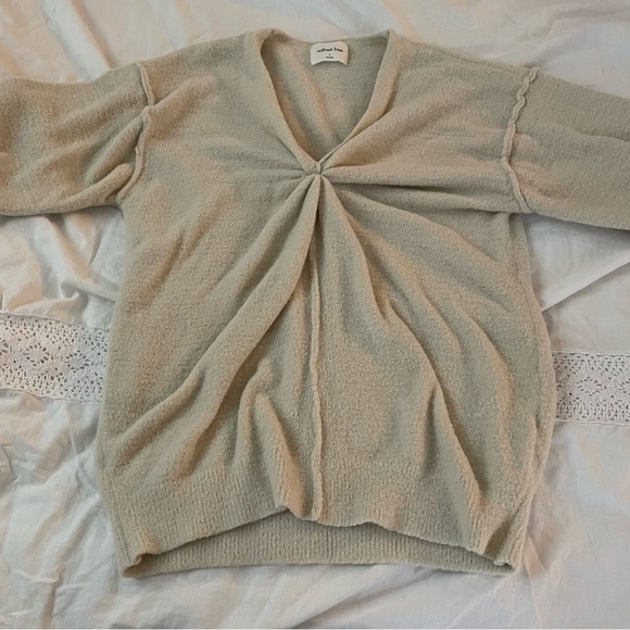 Wilfred Free SMALL Fleece Top Sweater Long Sleeve Cream Knot Aritzia - Picture 4 of 7